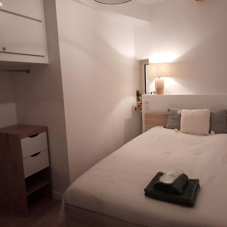 Beautiful Old Town Flat, Near The Beach ニース エクステリア 写真